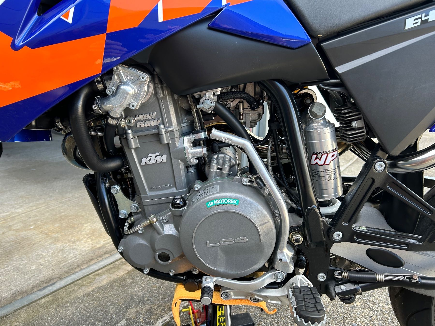 KTM Strada: Ktm 640 lc4 supermoto – Usato da yvonand venduto da Gallegon 3