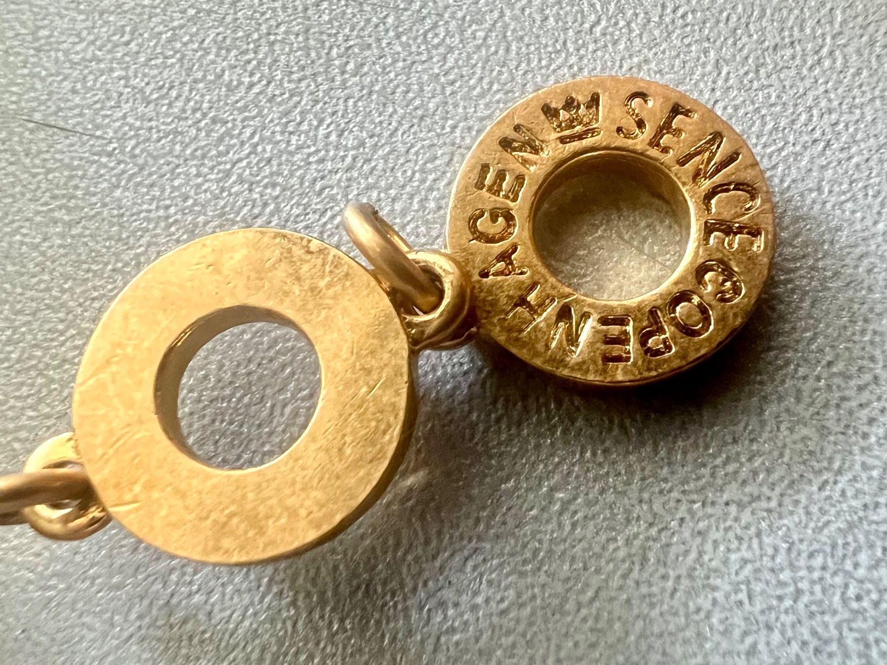 Sence Armbänder & -reifen: Sence Copenhagen Statement-Armband Chalcedon vergoldet – Gebraucht aus Ruswil von artbyhand 5