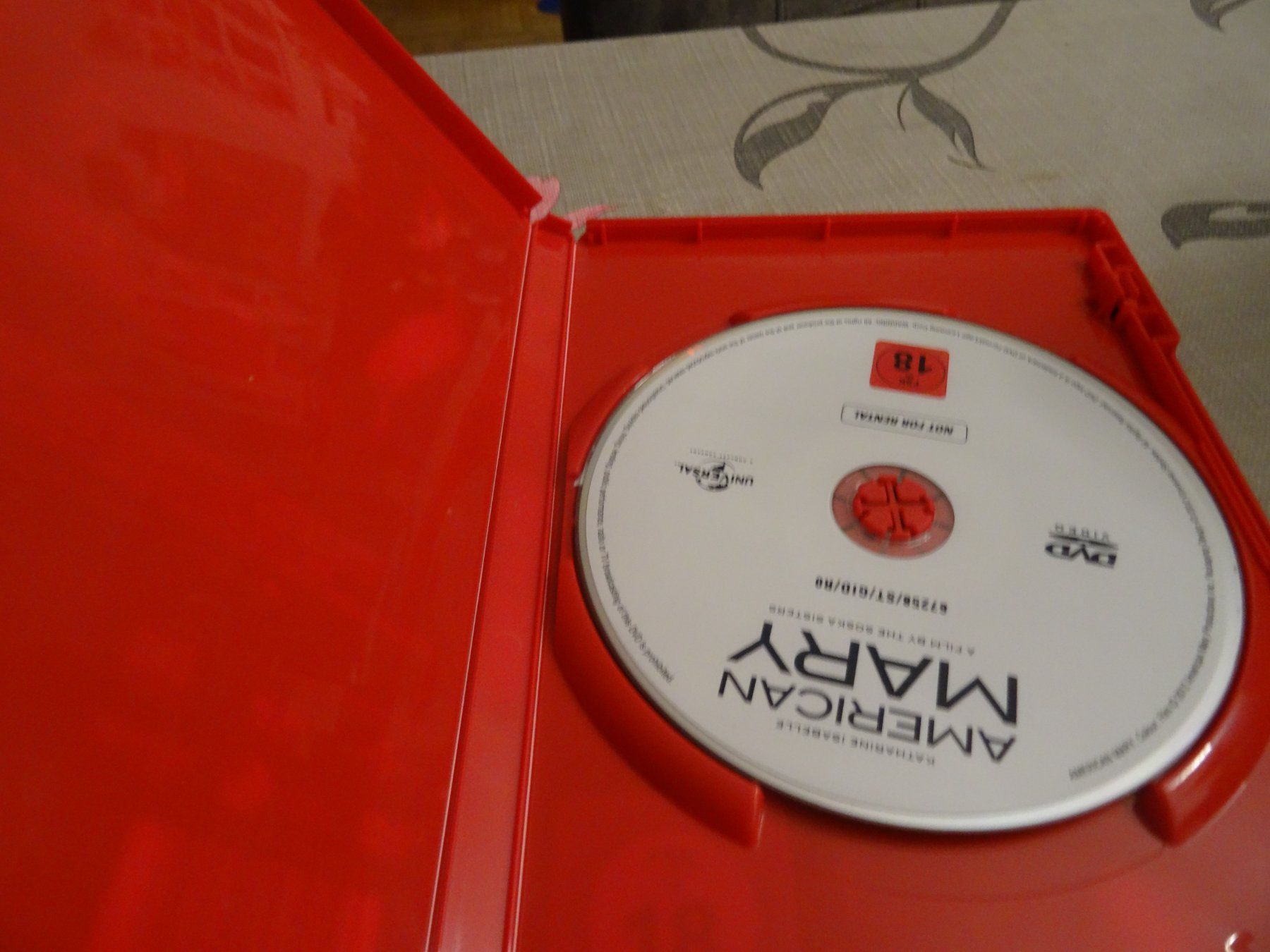 Tutti i DVDs: American Mary - Horror DVD – Usato da Olten venduto da Disc-Verkauf 1