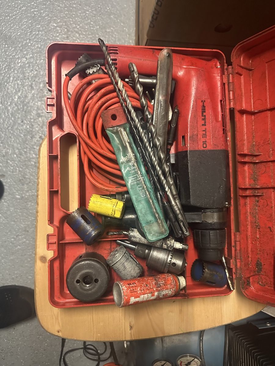 Hilti Bohrmaschinen: Hilti TE 10 mit koffer – Gebraucht aus Nürensdorf von maqopaqo