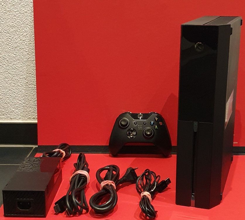 Microsoft XBOX ONE Konsole + Controller Kaufen auf Ricardo