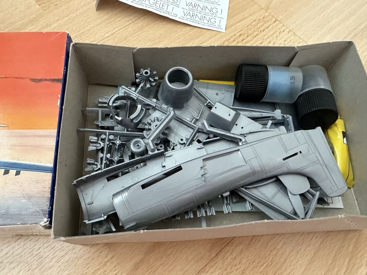 Heller Kit di modellismo & Modellini statici: Modellflieger neu – Nuovo e nell'imballaggio originale da Chur venduto da Sim7000 2