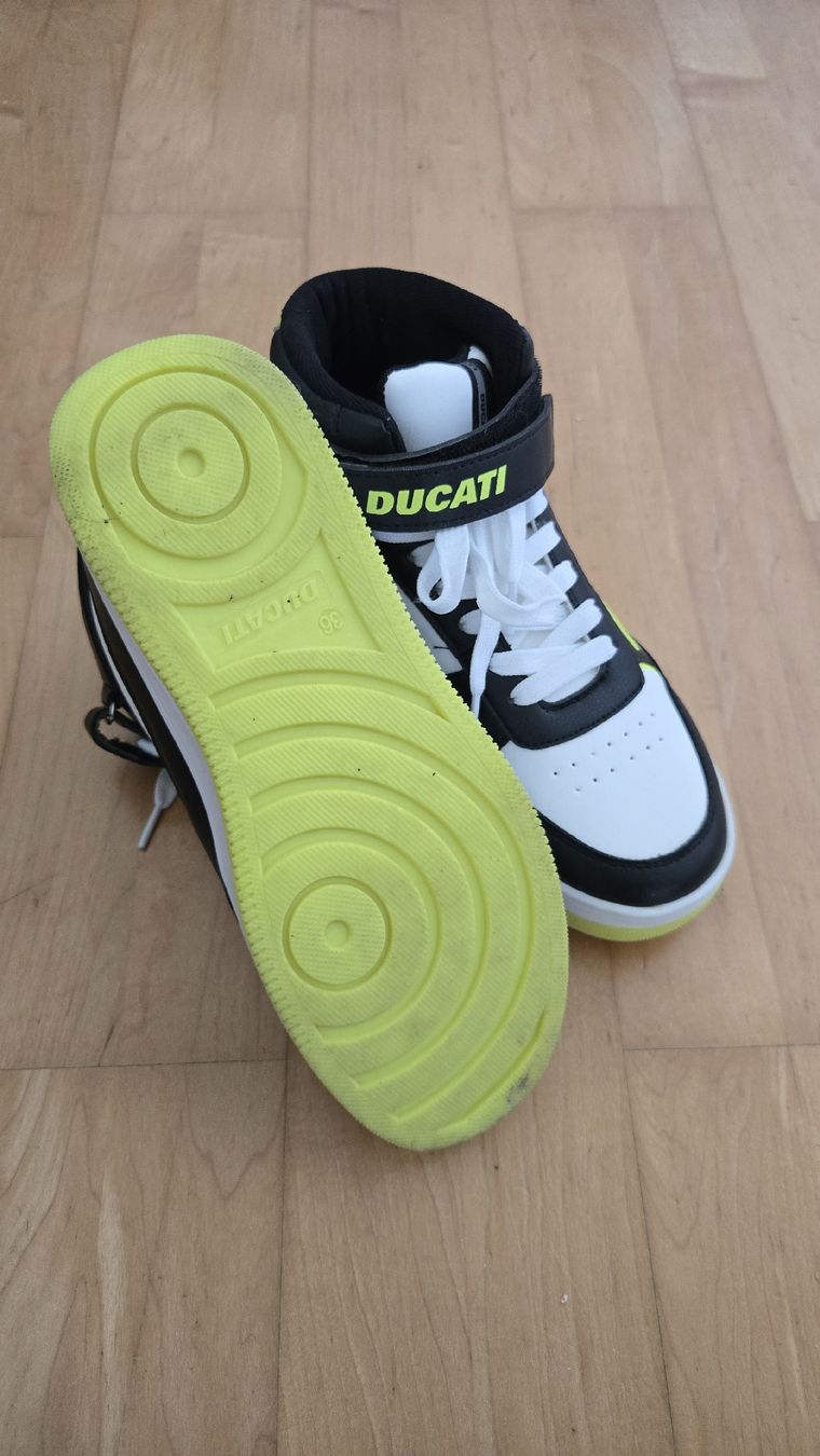 Ducati Scarpe da uomo: Ducati Kids Schuh Gr.36 – Usato da Schötz venduto da Nico040 1