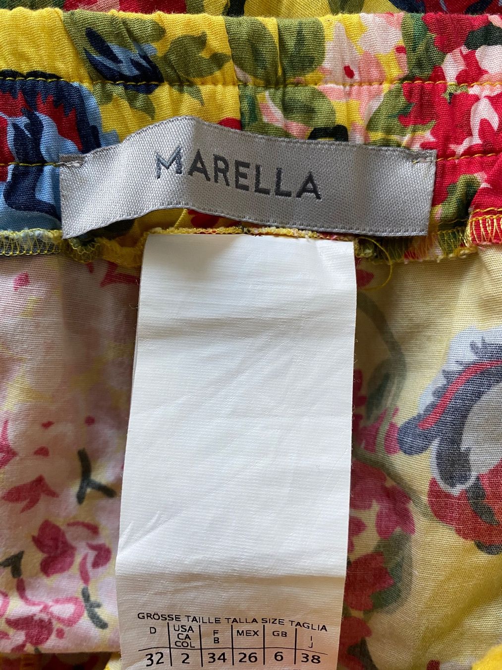 Marella Hosen: MARELLA Shorts 💛 – Gebraucht aus Jona von vanessasupermarket20 5
