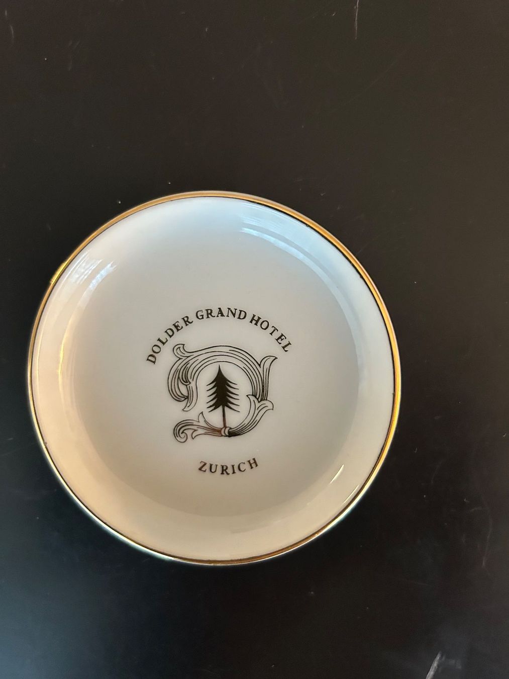Tutte le decorazioni: DOLDER GRAND HOTEL / kleine Schale/Teller – Usato da Zumikon venduto da tuna007