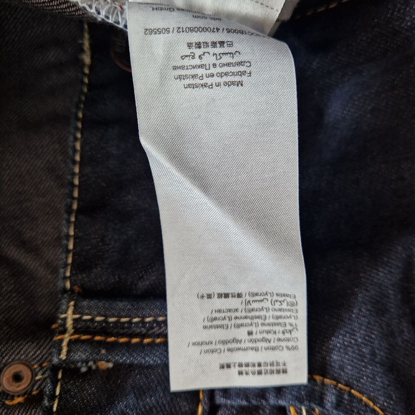 Esprit Pantaloni: Esprit Jeans Capri dunkelblau Grösse 31 – Usato da Roggliswil venduto da bi10do 3