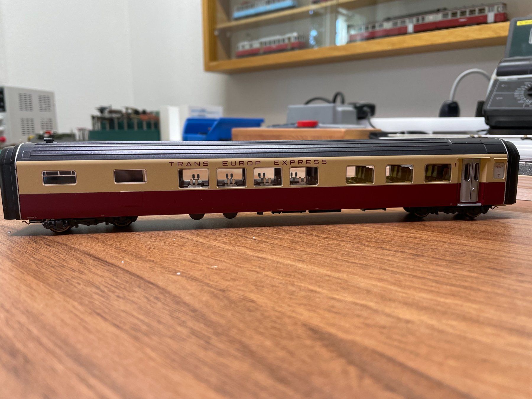 Roco Modellini di ferrovie: Roco TEE-Dieseltriebzug RAm der SBB in DC analog – Usato da Villmergen venduto da Mfritz 7