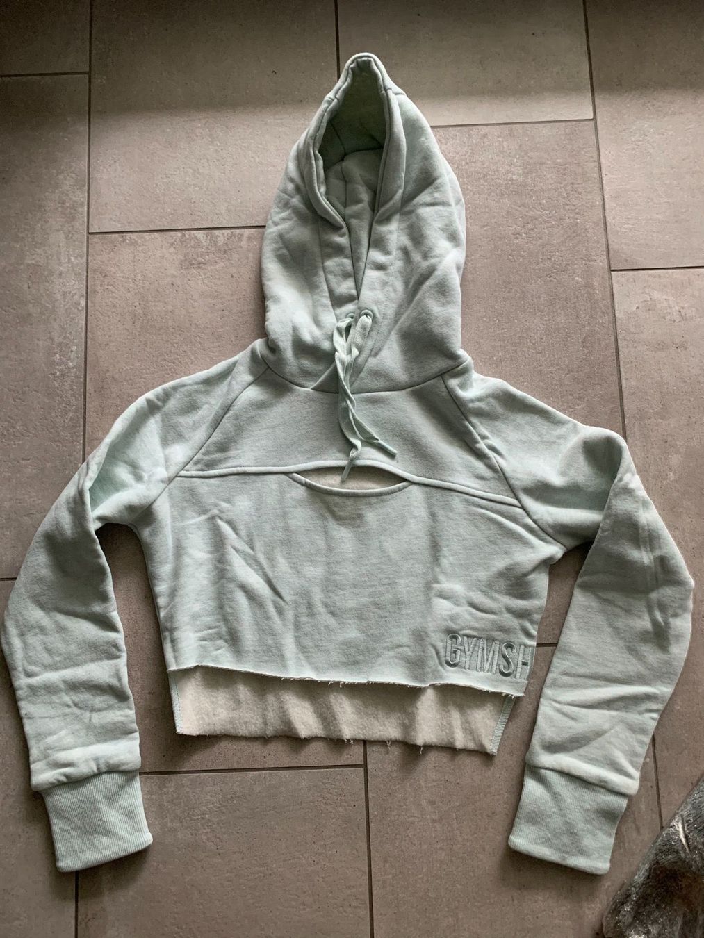 Pullover & Sweatshirts: Gymshark cropped Hoodie – Neu (gemäss Beschreibung) aus Tägerig von Unbekannt5522 2
