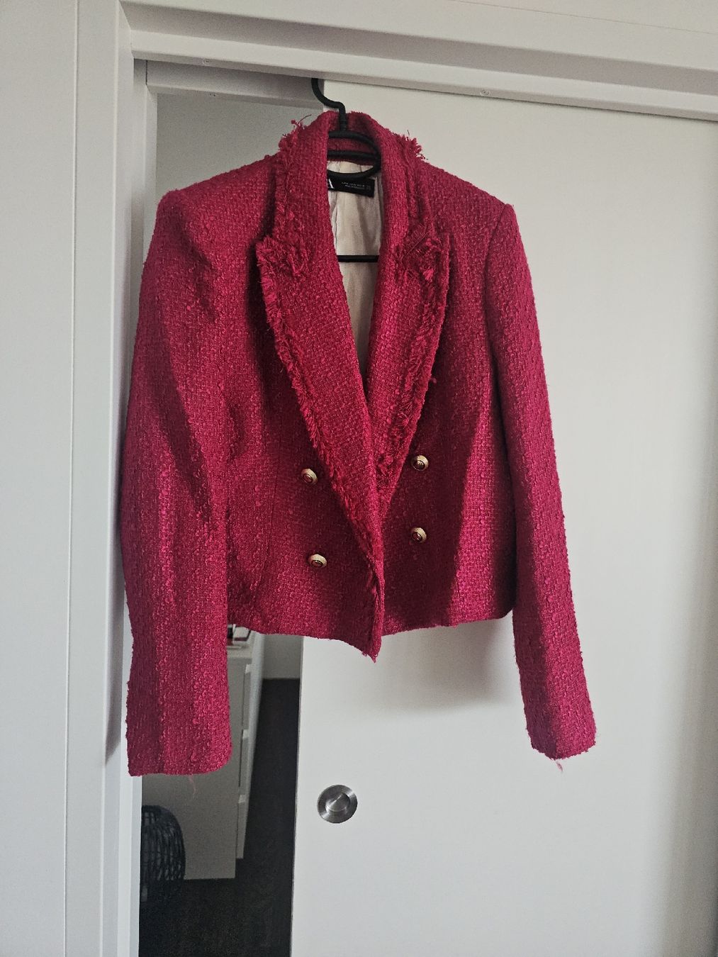 Zara Jacken: Zara Blazer Pink Grösse M Boucle Tweed – Gebraucht aus Aesch ZH von _tigerlily_ 1