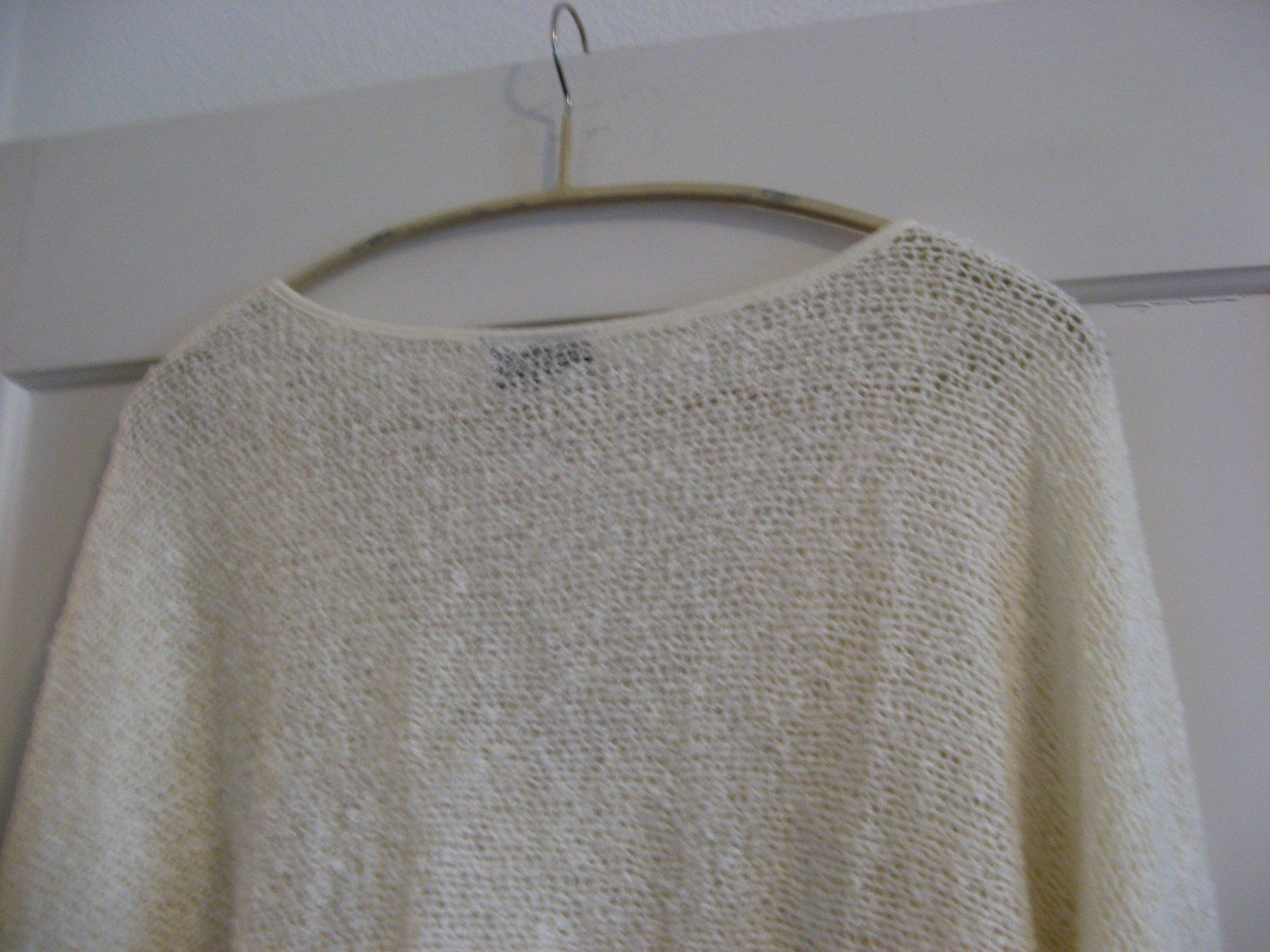 Maglioni & Felpe: kurzer Pulli beige Gr. M out from under – Usato da Zürich venduto da apil 5