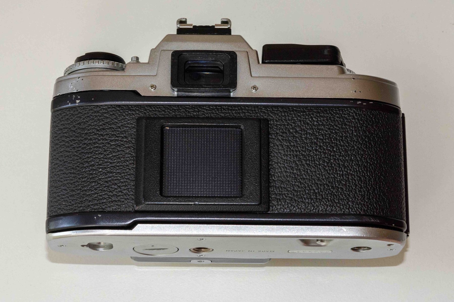 Nikon Fotocamera: Nikon FG - revidiert – Usato da Schwerzenbach venduto da floridan 5