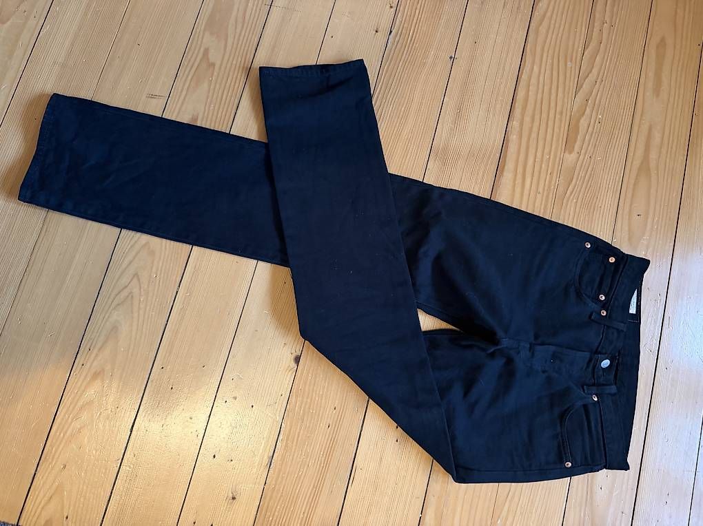 Levi's Jeans: Levi Strauss Black Jeans W29 L32 – Nuovo (secondo la descrizione) da Schaffhausen venduto da Severin_SH