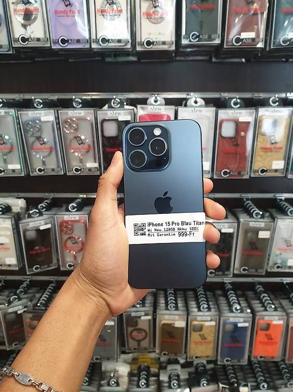 Cover & Protezioni schermo: iPhone 15 Pro Blau Titan – Usato da Zürich venduto da Mic_nzr5
