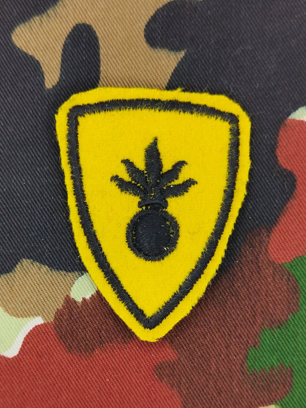 Armée suisse Plaquettes & Badges: Abzeichen Motorisiertes Grenadier Bat 11, Versuch – D'occasion à Bauma par SwissMilitaria
