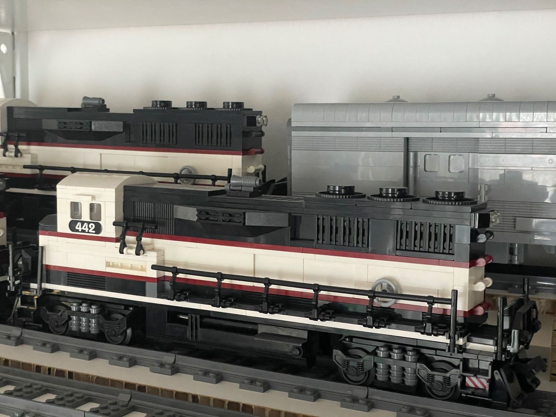 Lego Baukästen: LEGO MOC US-Diesellokomotive – Neu (gemäss Beschreibung) aus Wil SG von blitzeblanko 2