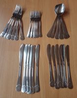 30-TEILIGES BESTECK SET (LÖFFEL, MESSER, GABELN) INOX