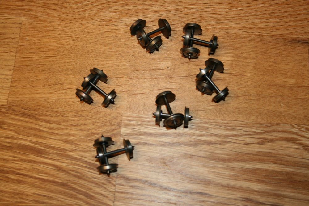 Roco 12 x 40192 Radsatz DC 11mm (Gebraucht) in Bavois für CHF 12 – mit ...