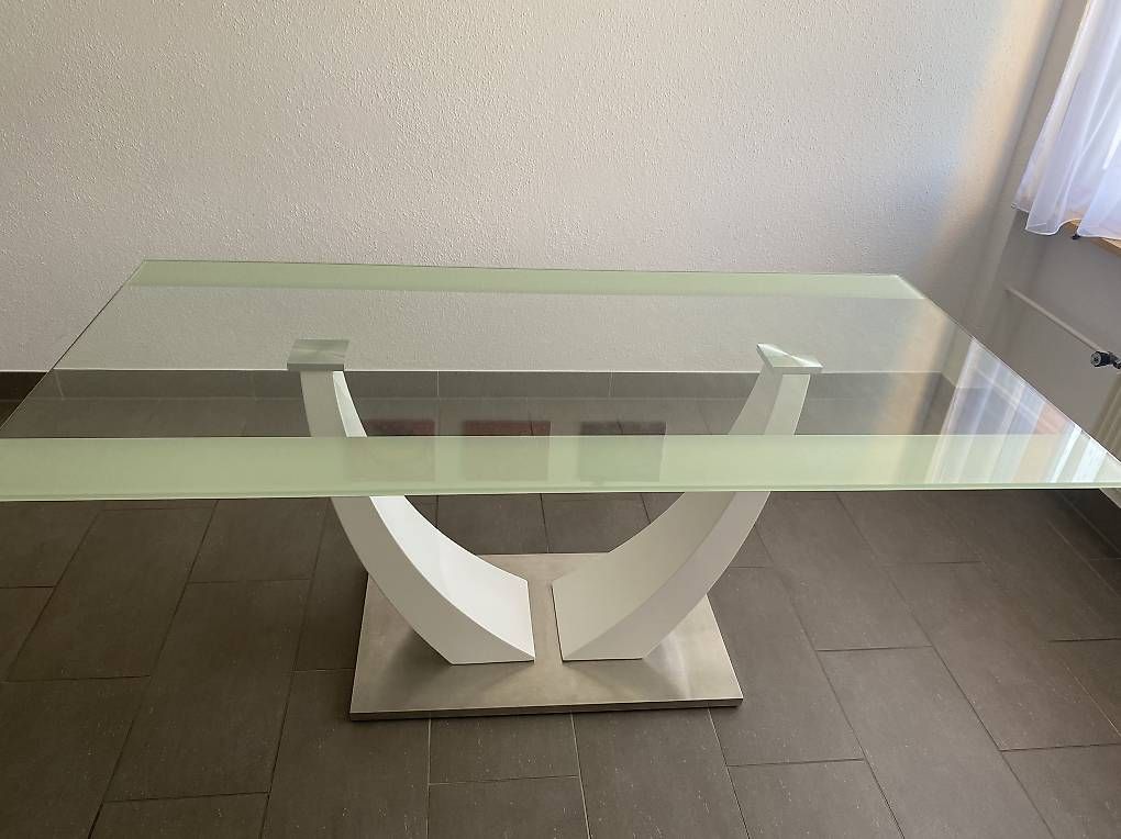 Tables: Esstisch – D'occasion à Zuchwil par tgy_2qrg 1