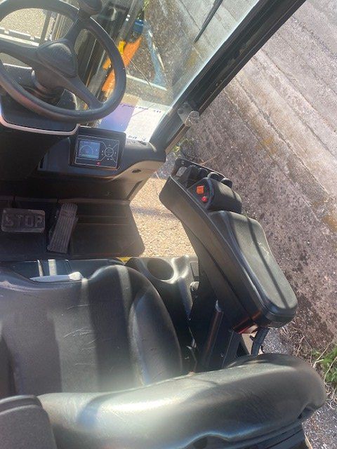 Carrelli elevatori e a forche: Hyundai Elektro-Stapler 3 Tonnen – Usato da Laufen venduto da VERARMUS11 4
