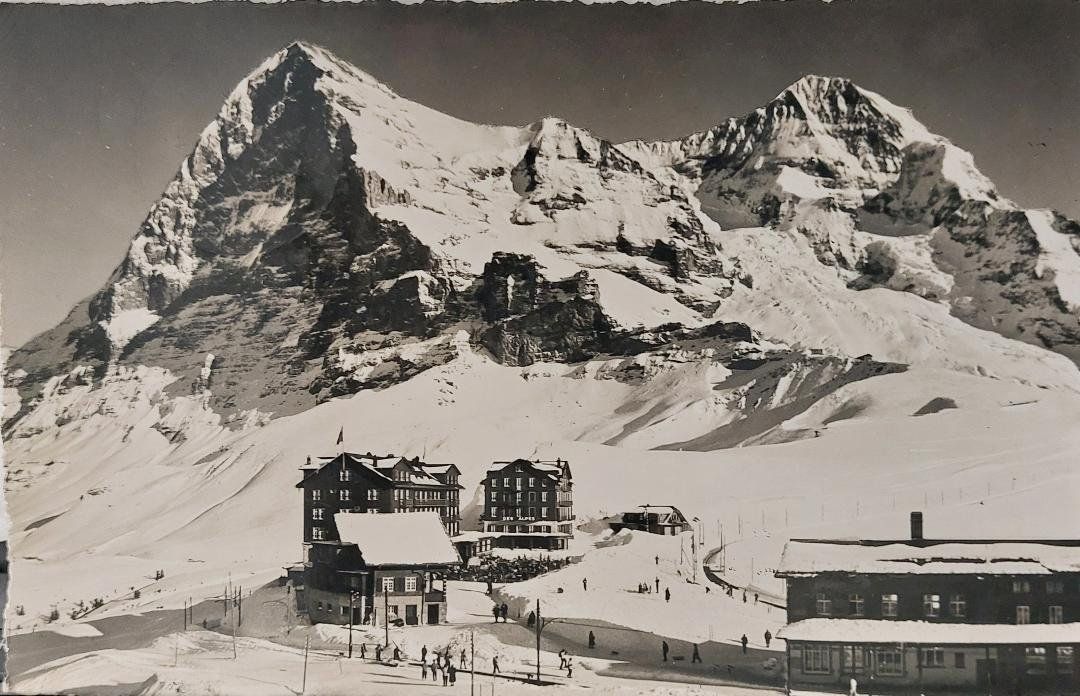 Cartoline postali: KLEINE SCHEIDEGG - mit Eiger und Mönch - 1961 – Usato da Delémont venduto da Domdom1