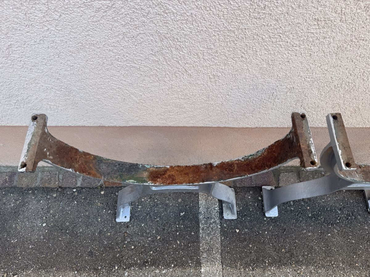 Sonstiges antikes Mobiliar: Tischbeine Gusseisen – Gebraucht aus Gränichen von onkel_xxl 4