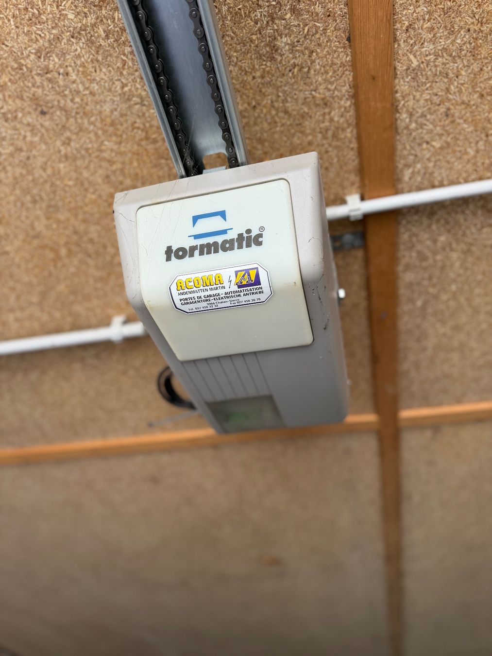 Altro Materiale elettrico: Porte de garage complète à vendre à Le Châble – Usato da Le Châble VS venduto da Scott128 2