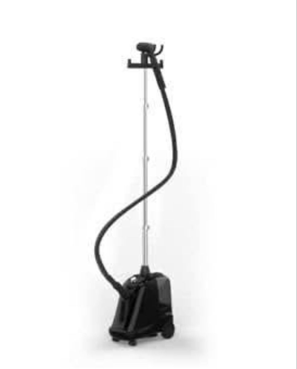 Ferri da stiro: SteamOne professional vertical Steamer – Usato da Zürich venduto da giu_q8xp 2