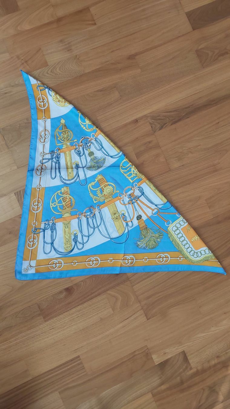 Foulard & Sciarpe: Twilly - Seidenschal - NEU – Nuovo e nell'imballaggio originale da Hittnau venduto da Razorback_1971 2