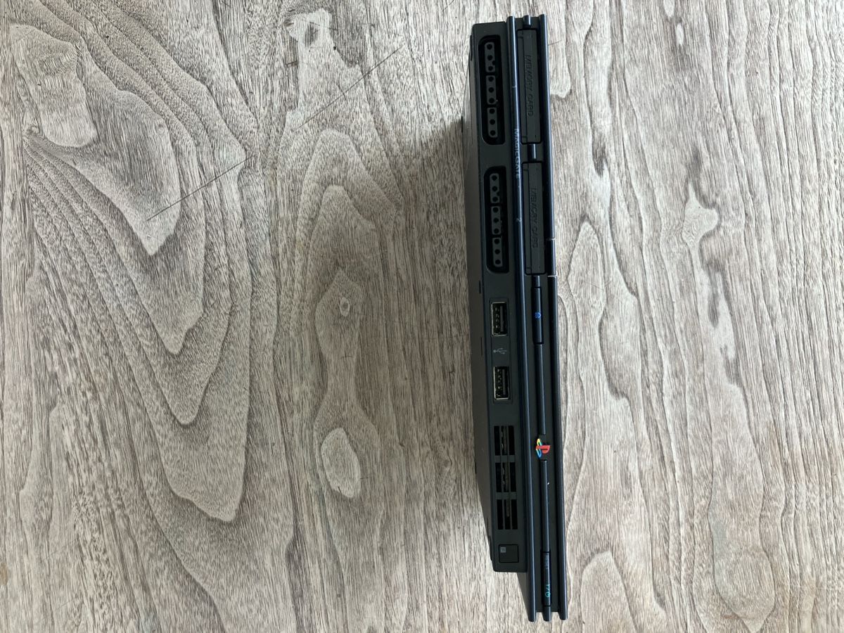 Sony Consoles: PS2 Slim – D'occasion à Chur par GC190 2