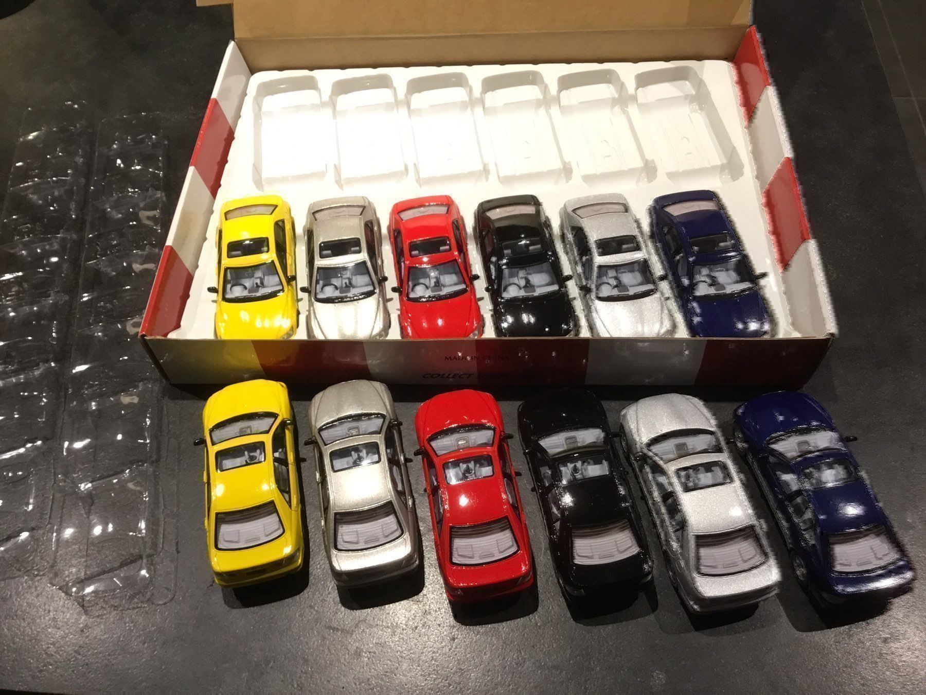 Modellini d'auto: Autos 12 Stück – Nuovo e nell'imballaggio originale da Erlenbach im Simmental venduto da Model_box 4