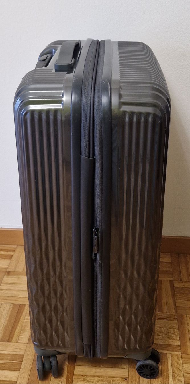 Valigie: PackEasy Flow Trolley / Reisekoffer – Usato da Zug venduto da Pinche0 5
