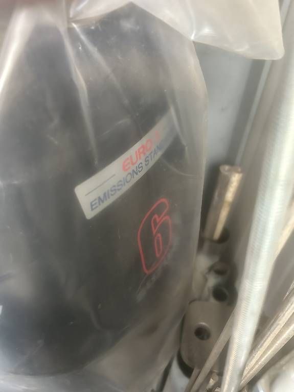 Moteurs: Moteur bateau Suzuki 6cv  – D'occasion à Morrens par Mikee41 2