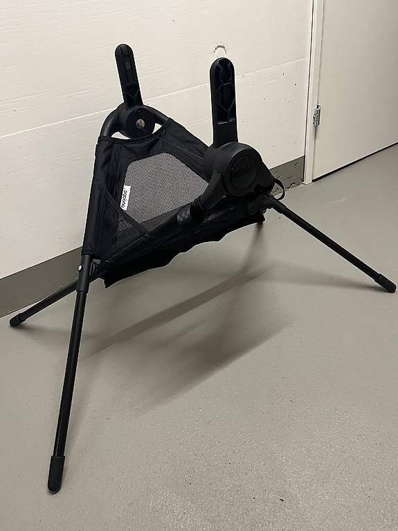 Wippen & Schaukeln: Bugaboo Pram Cot/Bassinet Stand  Unused – Neu (gemäss Beschreibung) aus Zürich von luc_lt7q
