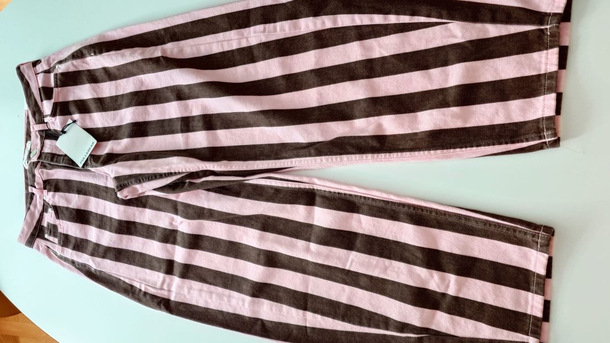 Pull&Bear Jeans: Hose Pull & Bear gestreift rosa braun Grösse 38 neu – Nuovo e nell'imballaggio originale da Riehen venduto da katep75