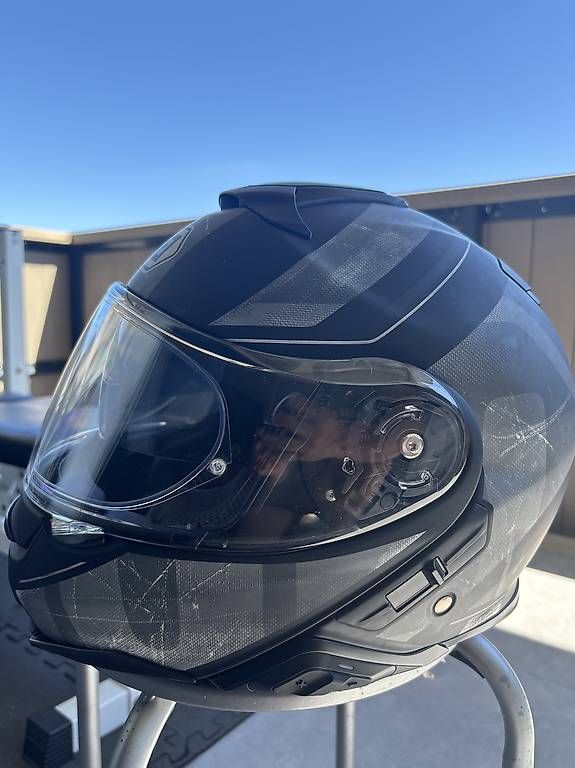 Caschi & visiere: Casque Shoei – Usato da Courtaman venduto da mig_b7xd 1