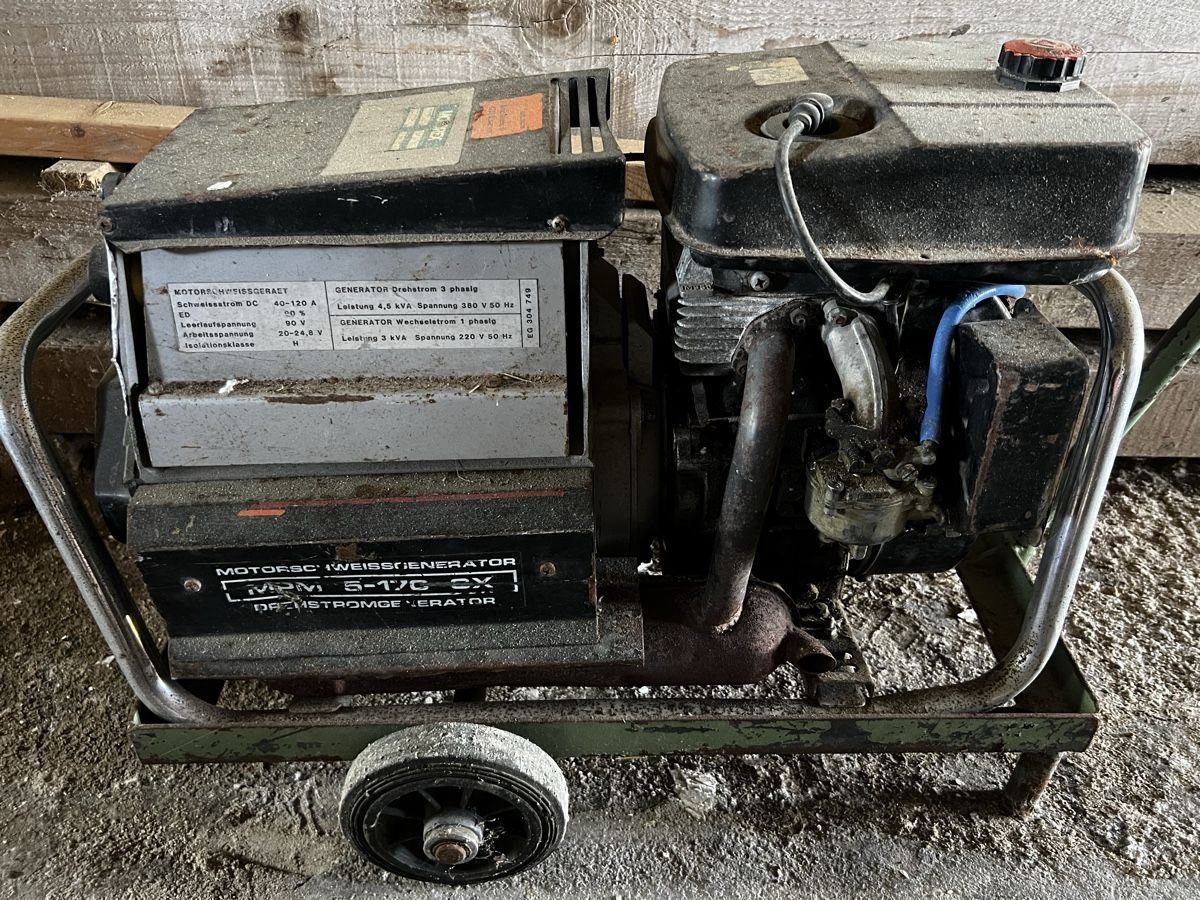 Générateurs de courant: Generator, 220v / 380v Schweissgenerator  – Défectueux à Wettingen par Wespi4 1