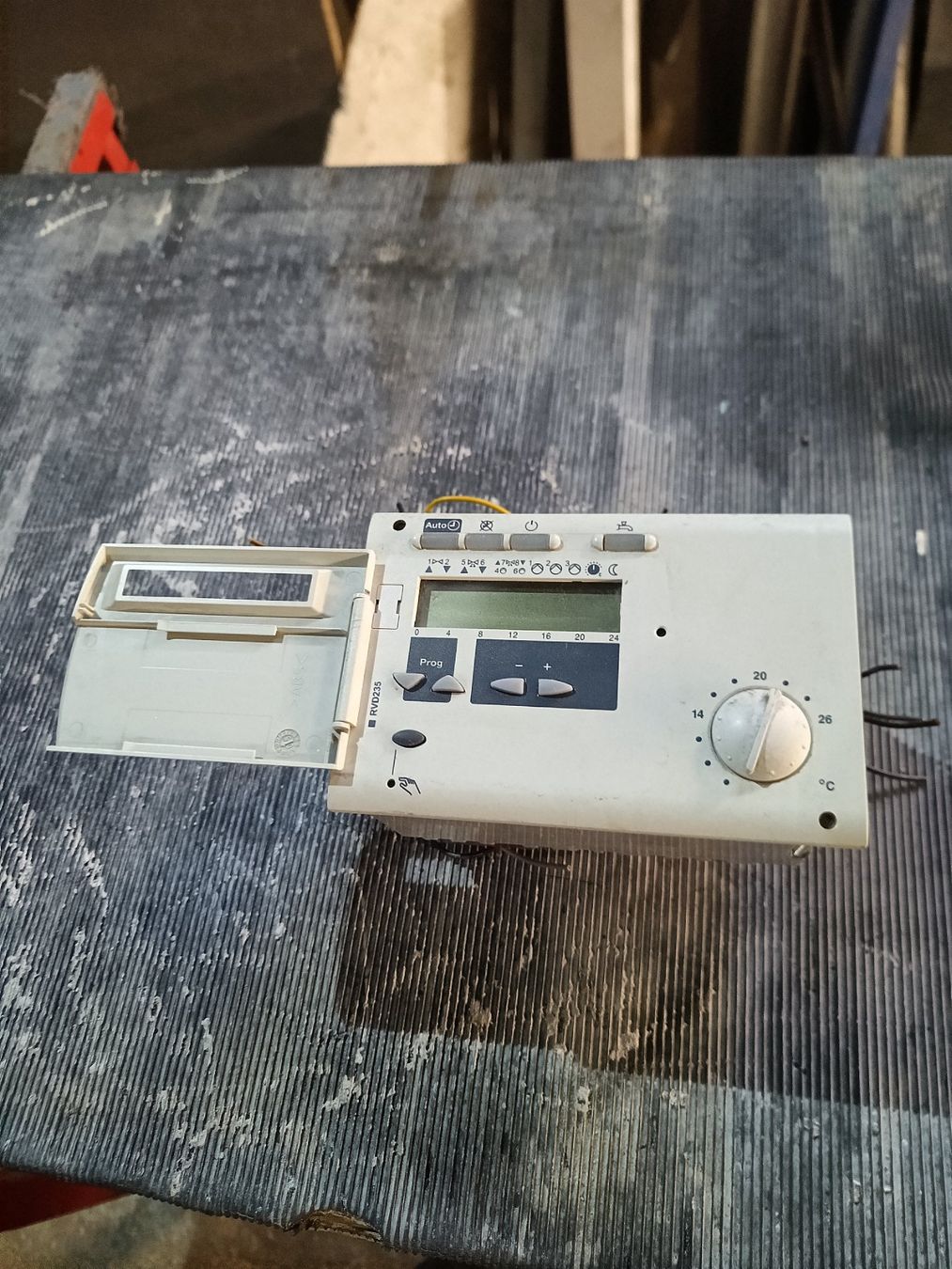 Sistema di controllo: Thermostat d'ambiance programmable - – Usato da Romont FR venduto da moto41 2