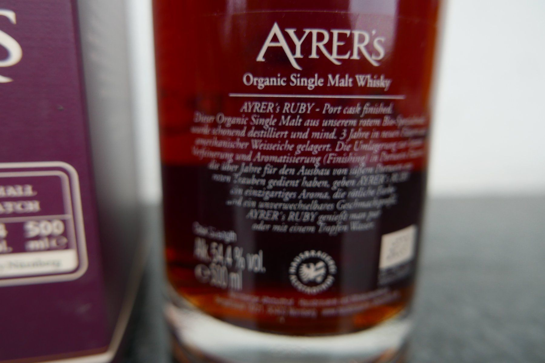Spirituosen: Ayrer's Ruby Organic Single Malt Whisky 500ml Flasche – Neu und originalverpackt aus Rotkreuz von nigal 5