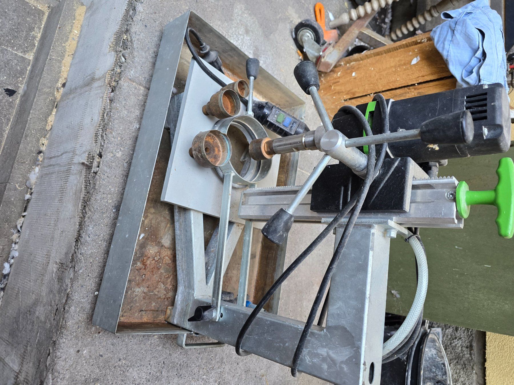 Toutes les machines: bohrständer – D'occasion à Münsingen par dgl_n8x2 4