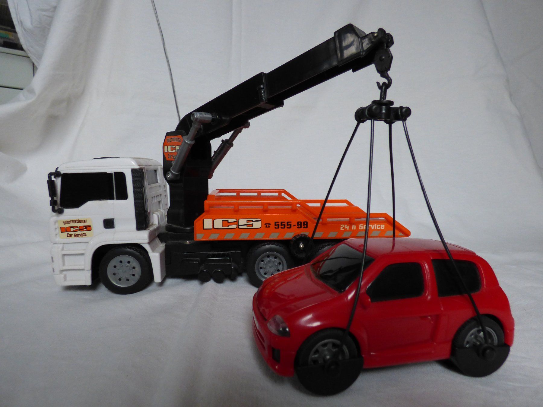 Dickie Toys Giocattoli: Dickie Abschlepp-LKW (ferngesteuert) – Usato da Zürich venduto da Goulliver 1