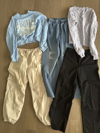 Kleiderpaket Mädchen Pullover Hosen, 146/152