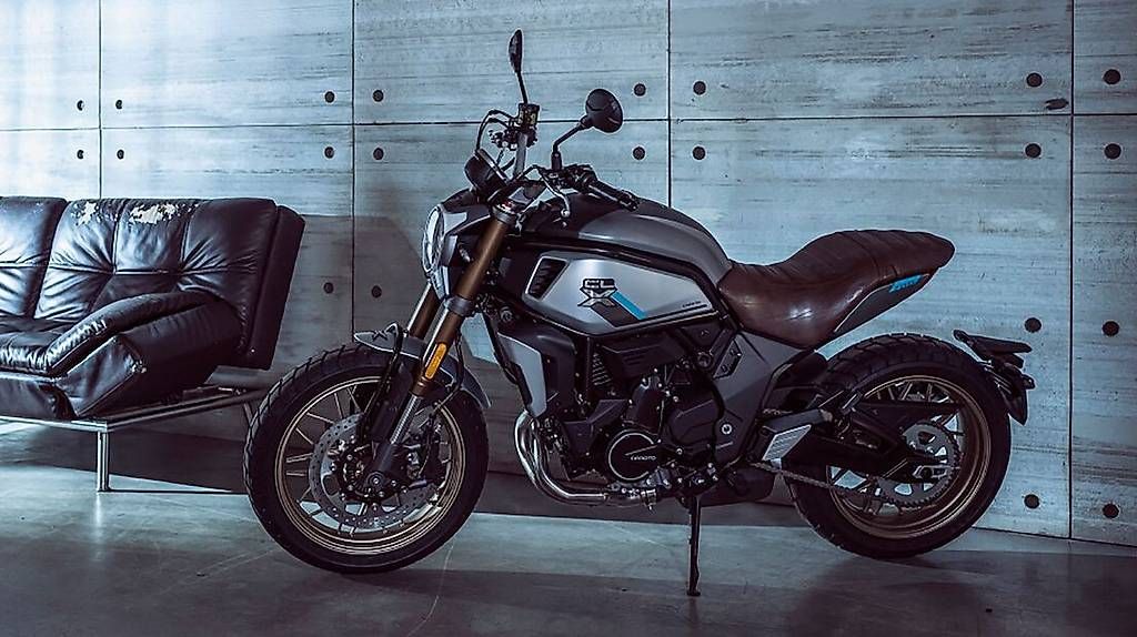Cf Moto Strada: CFMoto CL-X 700 Heritage – Usato da Seewen SO venduto da Swiss-moto-bike 1
