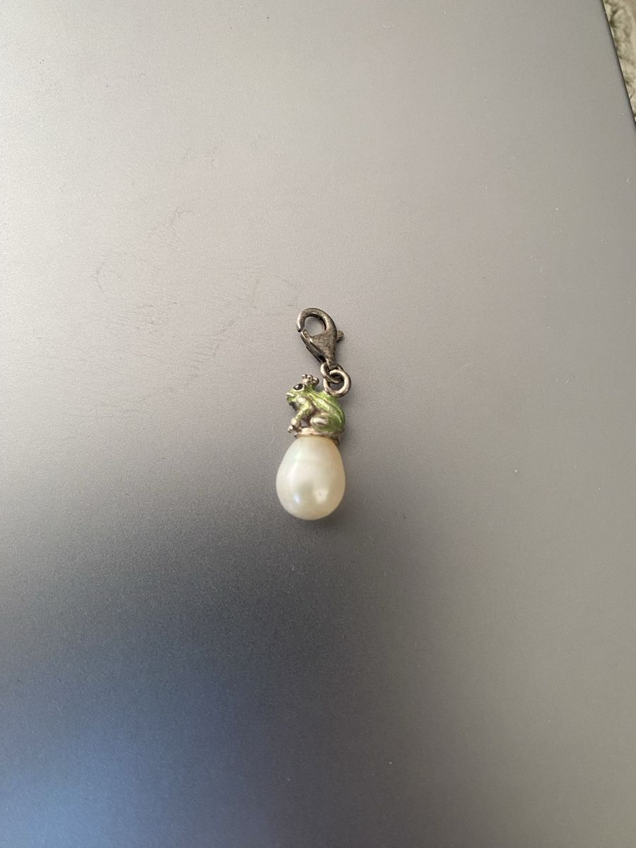 Thomas Sabo Anhänger: Thomas Sabo Charm Perle mit Froschkönig – Gebraucht aus Muri AG von sonneblueme10