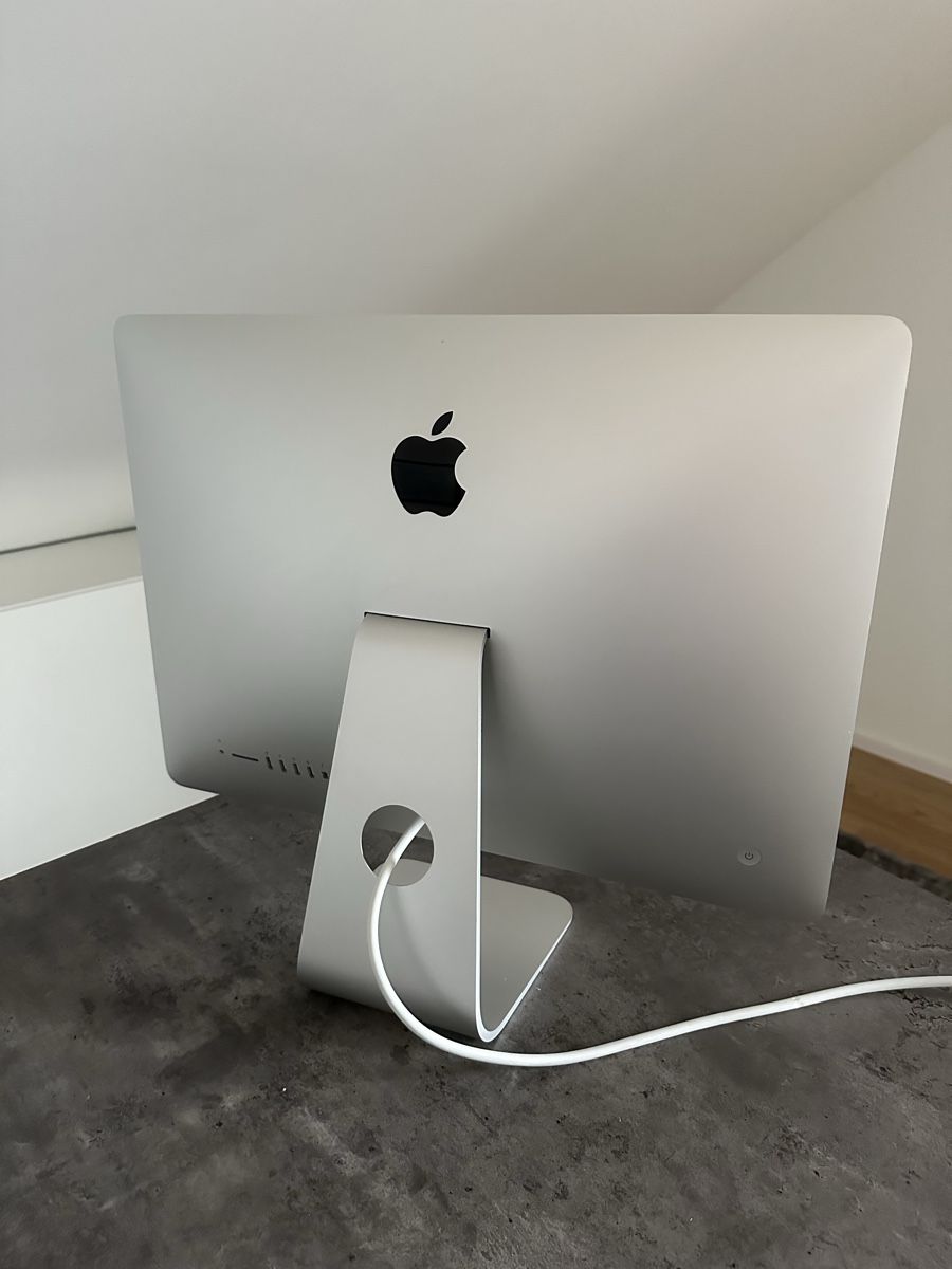 Apple PCs: Apple iMac 21.5", late 2015 – Gebraucht aus Steg im Tösstal von Kseat 1