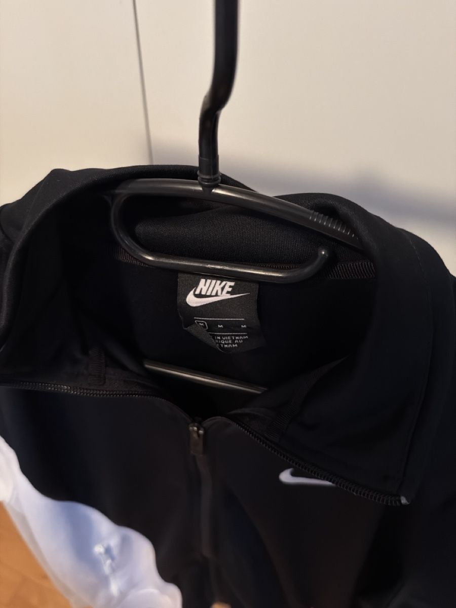 Nike Completi, tute sportive e funzionali: Nike training  – Usato da Sementina venduto da bru_vpp5 1