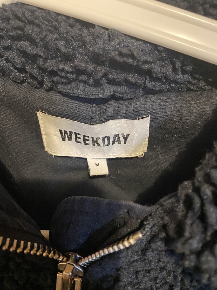 Weekday Mäntel: Manteau Weekday noir taille M – Gebraucht aus Epagny von nie_n5yb 1