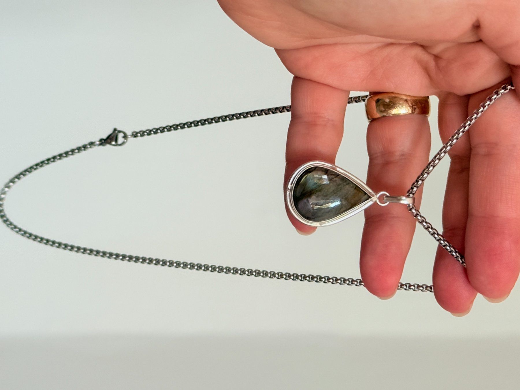 Catenine: Labradorite Gemstone Handmade Jewelry necklace – Nuovo e nell'imballaggio originale da Genève venduto da AGBERG 3