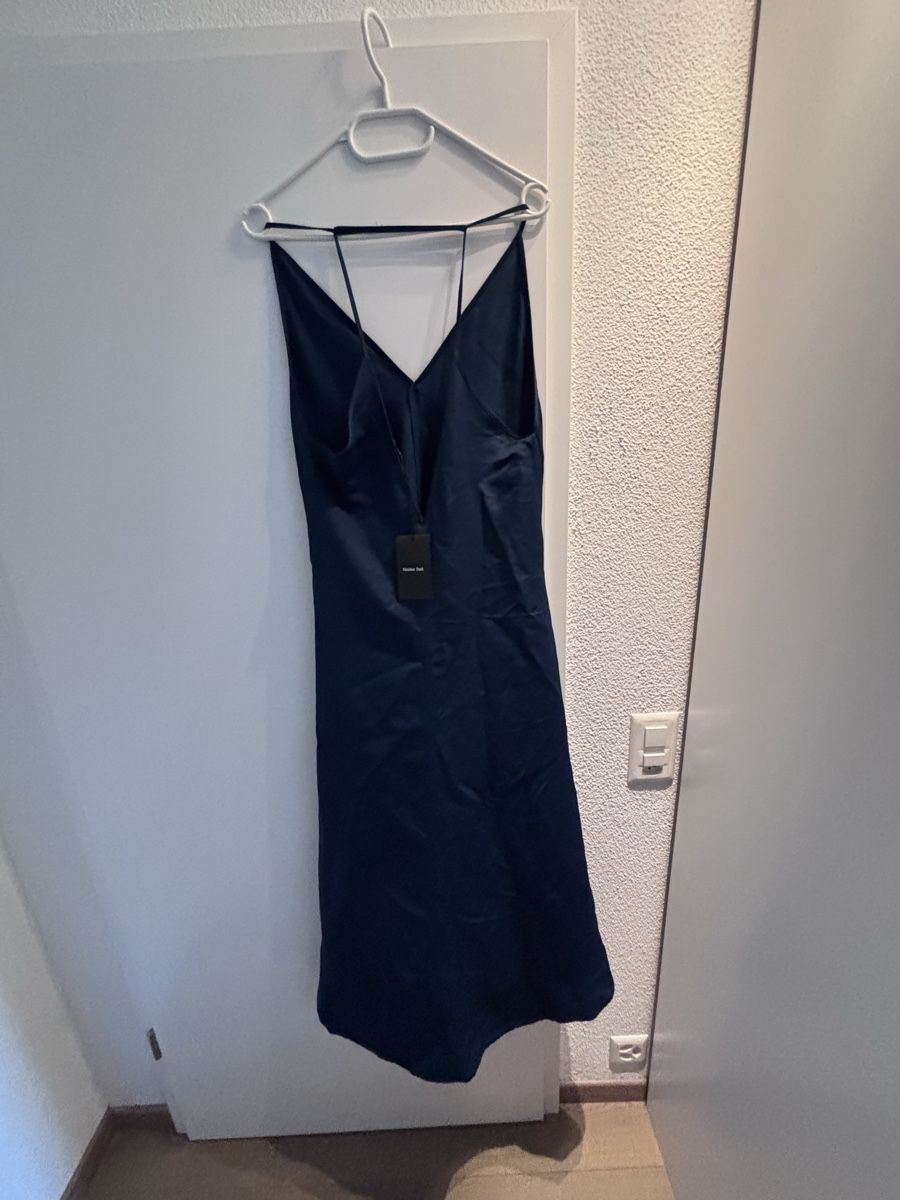 Massimo Dutti Robes: Dress Massimo Duti – Neuf avec emballage d'origine à Zürich par dev_y9nj 2