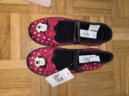 Hausschuhe Minnie Maus Grösse 29 neu mit Etikett
