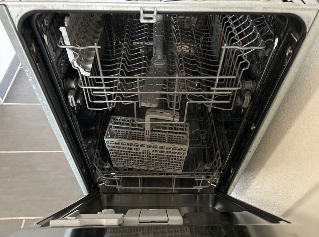 Lavastoviglie: Geschirrspüler Electrolux – Usato da Rüegsauschachen venduto da Doeddi90 1